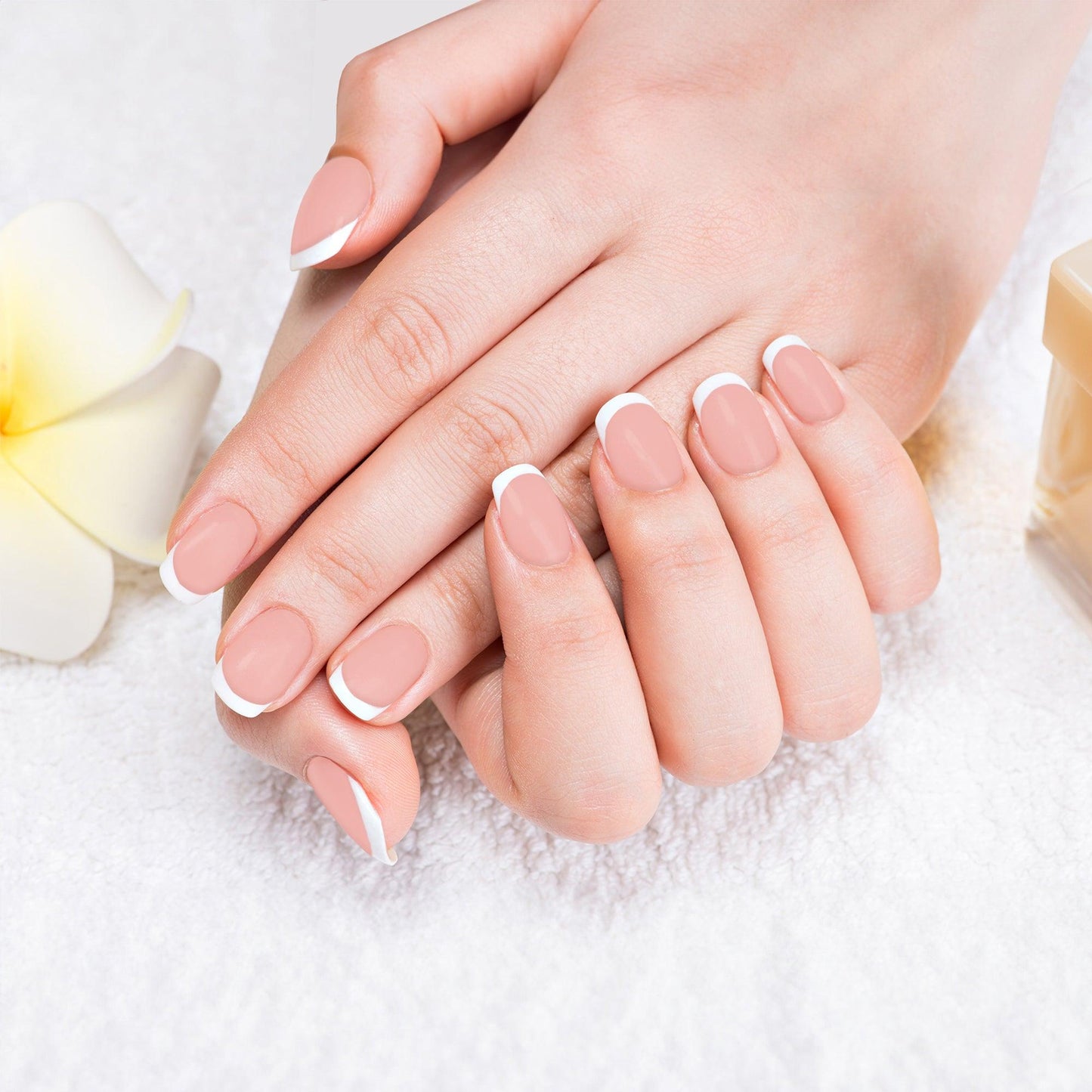 RENEE Stick On Nails